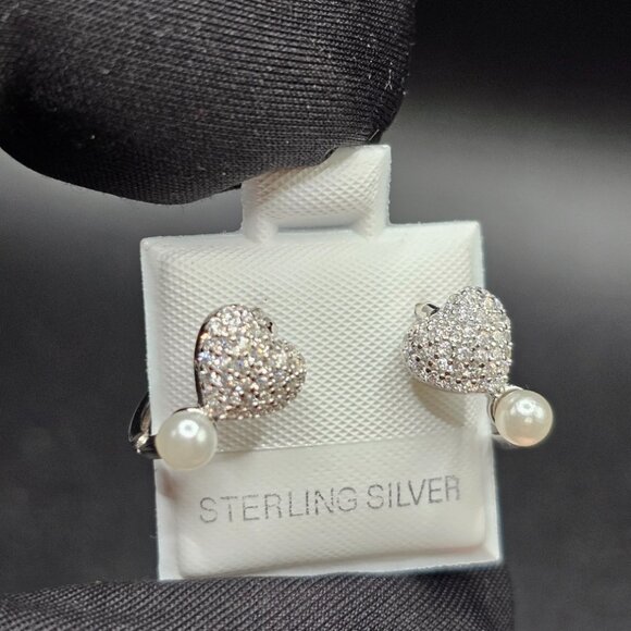 Sterling Silver 925 Rhodium Plated Heart Clear CZ Synthetic Pearl Hoop Earrings - Picture 11 of 12